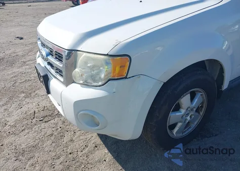 2011 Ford Escape Xlt из США, поврежденный, VIN 1FMCU0D77BKB92805